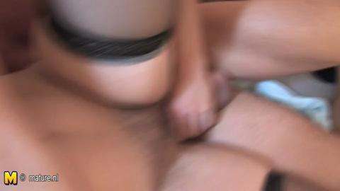 5937